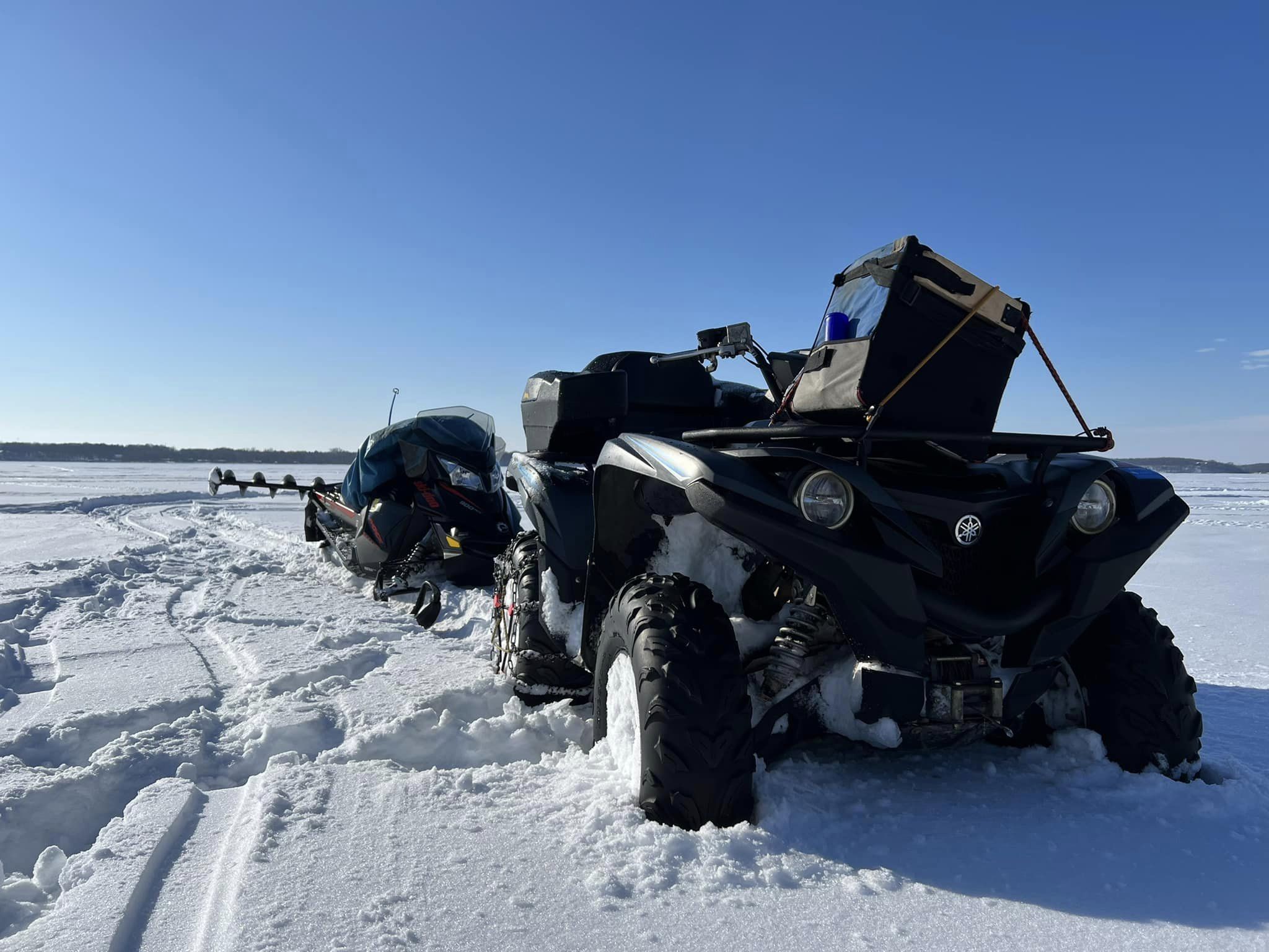 Ski Doo Snowmobile yamaha atv ice fishing